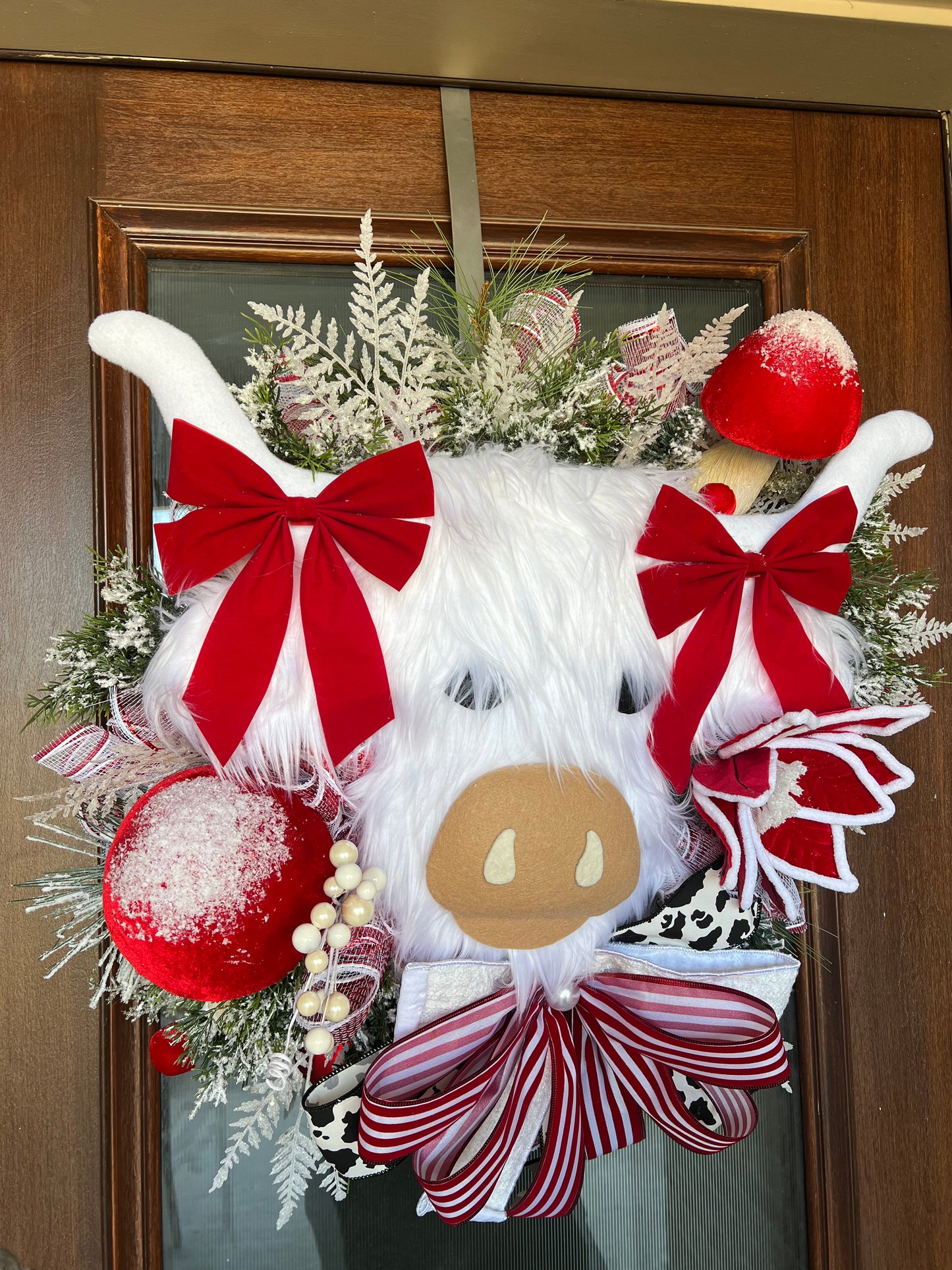 Ms. Mistletoe Moo