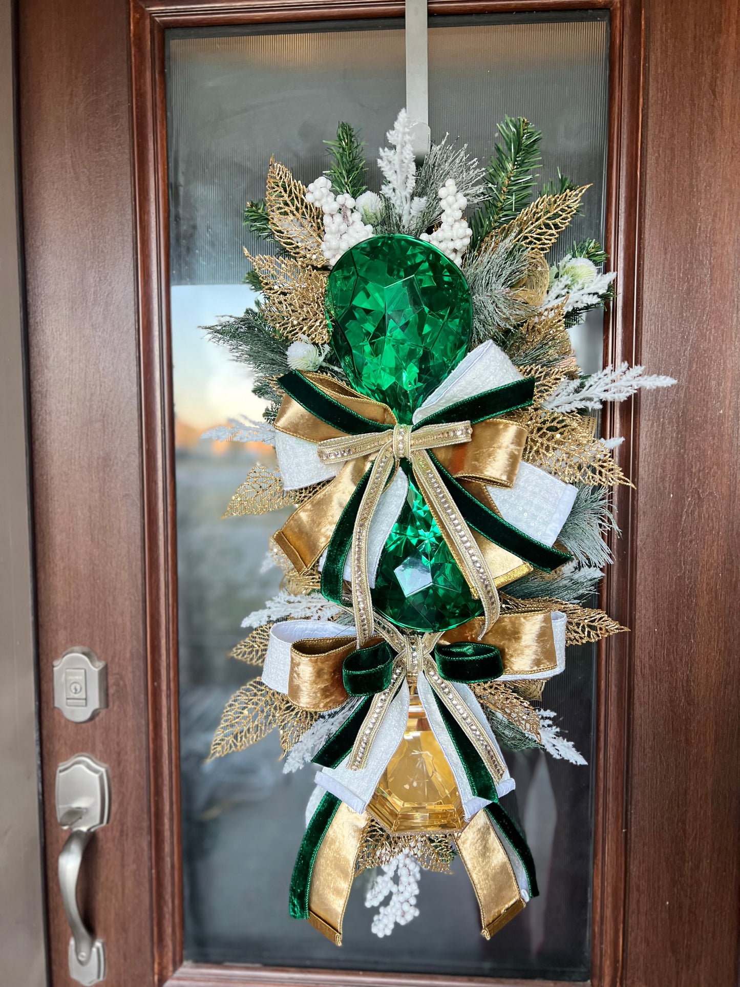 Emerald Holiday Charm