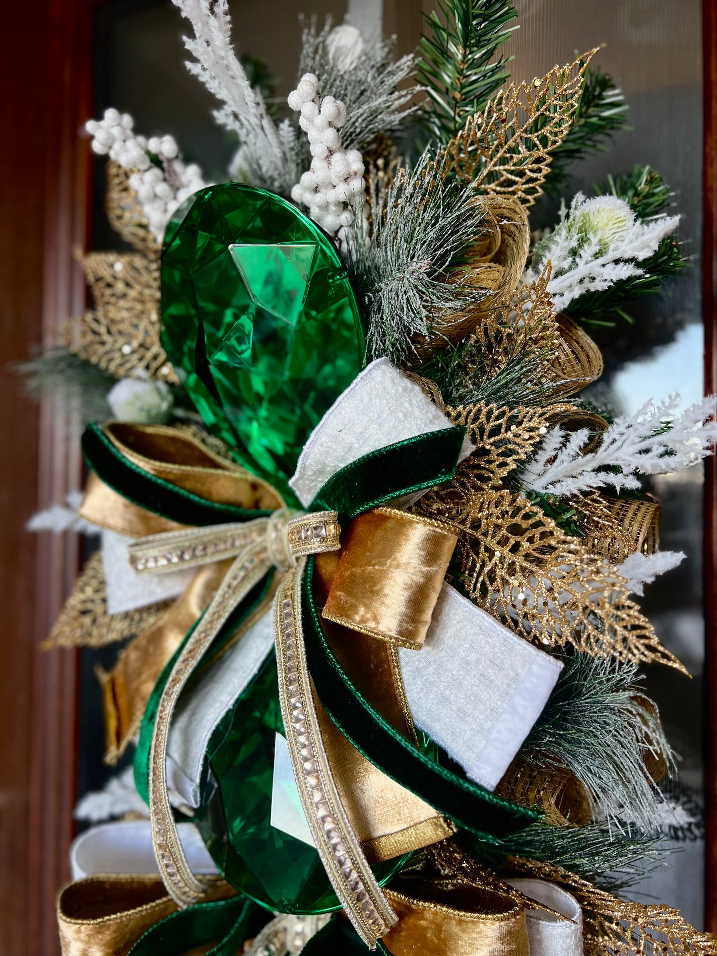 Emerald Holiday Charm